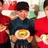 マクドナルドが10月26日から発売する新作3品「エッグチーズバーガー」「バーベキューポークバーガー」「ハムレタスバーガー」