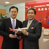 香港航空、熊本県知事を歓迎