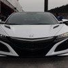 ファンの前で初走行を披露した新『NSX』市販モデル