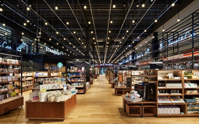 カー用品店の新潮流、オートバックス「A PIT AUTOBACS SHINONOME」誕生 画像