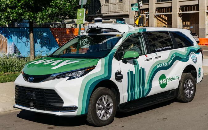 米デトロイトで自動運転車による移動サービス開始へ…May Mobilityがトヨタのミニバンを使用 画像