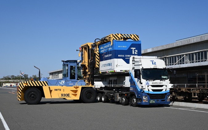 日本通運やJR貨物、自動運転トラックと貨物鉄道を組み合わせた日本初の輸送モデルを実証 画像