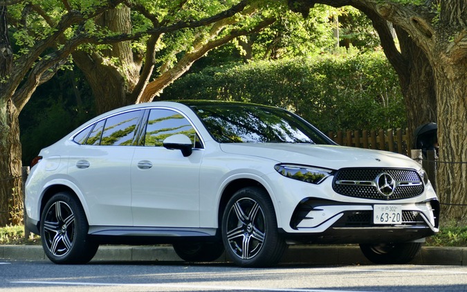 【メルセデスベンツ GLCクーペ 新型試乗】最も売れたベンツ、その走りは「気持ちに訴えかける味わい」だった…島崎七生人 画像