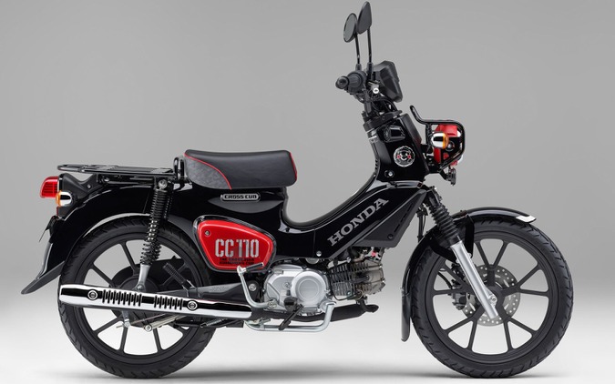 ホンダ原付2種の『スーパーカブ110』と『クロスカブ110』、価格とカラー変更で35万2000円から 画像