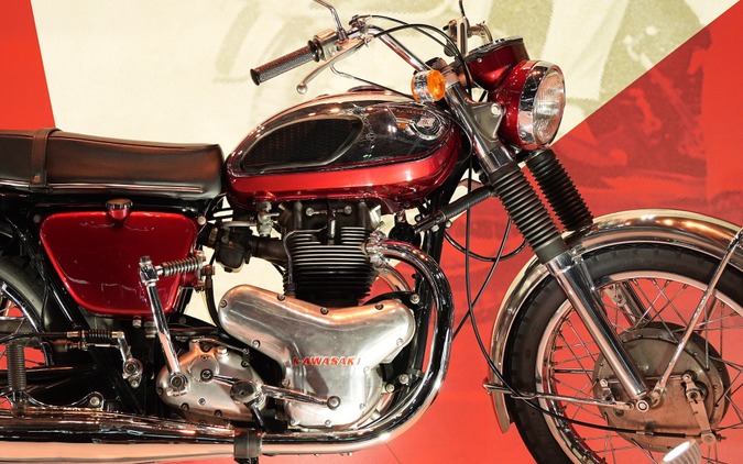 「Wが無ければZもニンジャも生まれなかった」カワサキ社長が60年前の「ダブワン」を前にファン感涙のメッセージ…ジャパンモビリティショー2025 画像