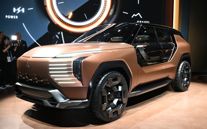 『エレバンス』は“プレミアム・パジェロ”なのか？「冒険」推しで躍進する三菱…ジャパンモビリティショー2025 画像