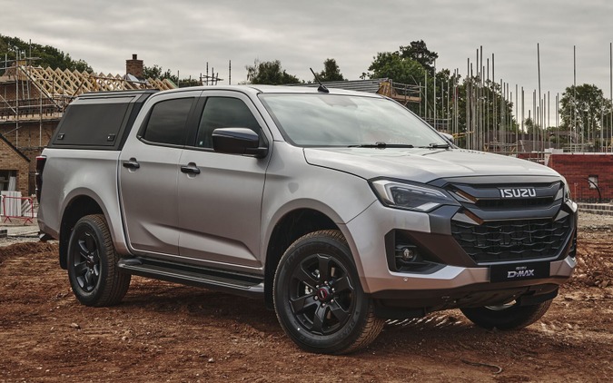 いすゞのピックアップトラック『D-Max』、タフでラグジュアリーな商用仕様「V-Cross」英国発売 画像