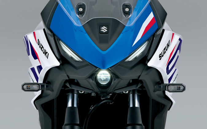 「理想の大型バイクすぎる」スズキの新型クロスオーバー『SV-7GX』に期待の声、「120万切って」の要望も 画像