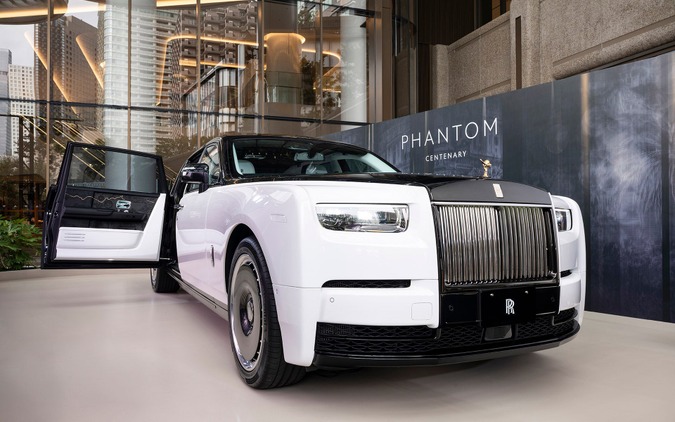 ロールスロイス『ファントム』、100周年記念車を日本初公開…東京・麻布台ヒルズで特別イベント 画像