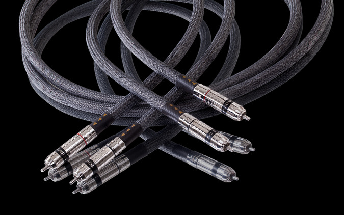 「ラインケーブル」の選択において重要なのは予算と心意気!?［サウンドユニット・選択のキモ…アクセサリー編］ 画像