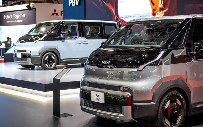 「ハイエース」にガチンコ勝負!? 斬新デザインの乗用＆商用バン、キア『PV5』が日本初上陸…ジャパンモビリティショー2025 画像