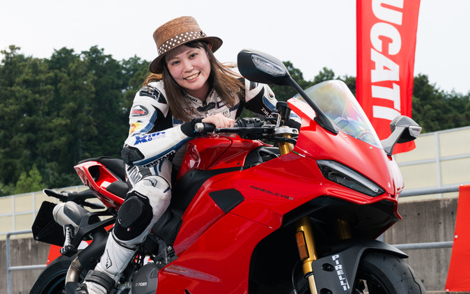 【ドゥカティ パニガーレV2 試乗】「敷居が高い」と思っている方にこそ『V2S』をオススメ！…小鳥遊レイラ 画像