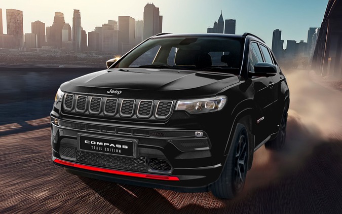 ジープ『コンパス』に赤アクセントの「トレイル エディション」、100台限定で11月29日発売…479万円 画像