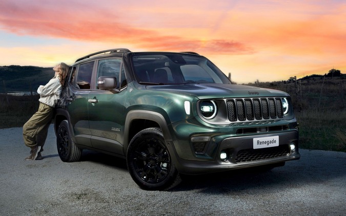 ジープの小型SUV『レネゲード』、“緑”の限定車「ノース スター エディション」を150台発売へ…547万円 画像