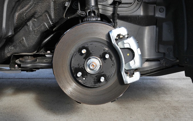 ブレーキ鳴き・効き不足は“皮膜不足”が原因？ ブレーキパッドの正しい使い方をプロ目線で解説～カスタムHOW TO～ 画像