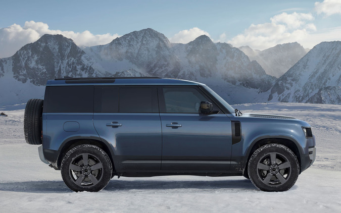 ビジネスに『ディフェンダー』を！ 商用モデル「DEFENDER HARD TOP」日本初導入、価格は998万円から 画像