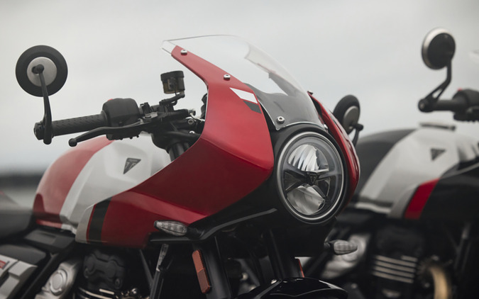 普通二輪免許で乗れるトライアンフに新型登場！ 82.9万円から買える『スラクストン400』と『トラッカー400』 画像