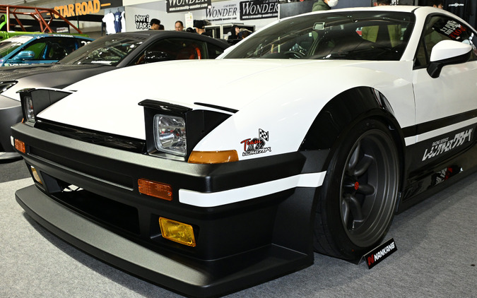 “リトラ”採用のハチロク風『トヨタ86』にSNS騒然!?「今の時代に…」「これで公道走れたら」の声…東京オートサロン2026 画像