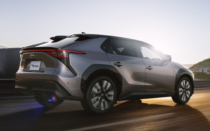 トヨタ株価が反発、新型EV『bZ4X』の販売が四半期受注1万台超と好調 画像