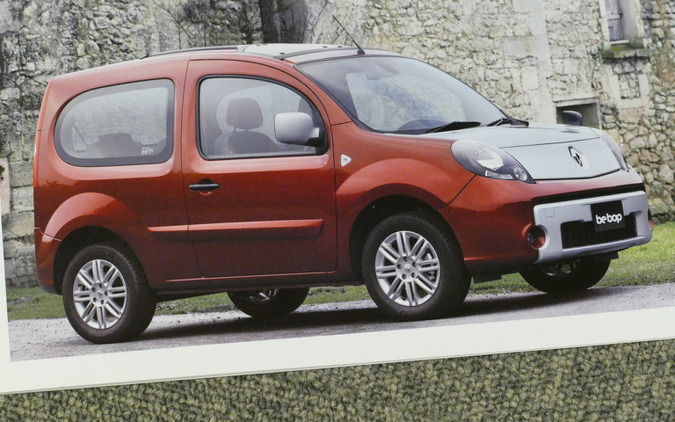 歴代モデルでも唯一無二の個性派、『カングー・ビボップ』の遊び心【懐かしのカーカタログ】 画像