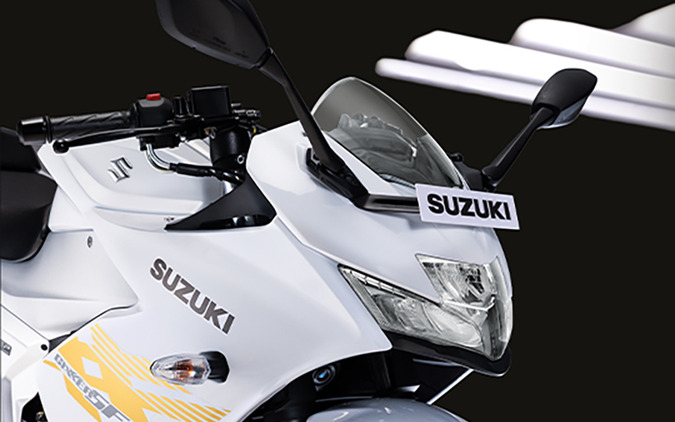 スズキ『ジクサー250』シリーズに新色「ホワイト」登場！ 日本のファンもSNSで「かっこいい」と反応、日本発売は 画像