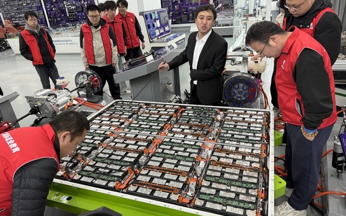 北京の自動車整備学校・整備工場に見る中国のEV整備最前線…「部品の交換屋」から「技術サービス事業者」へ 画像