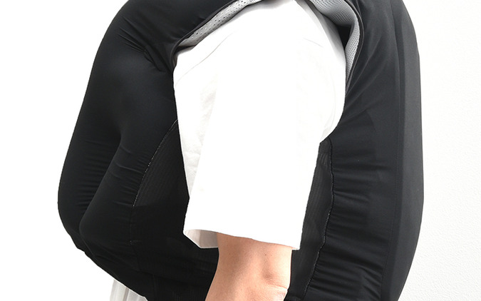 0.049秒で展開！ バイク用エアバッグベスト、TAICHI「T-SABE」発表へ 画像