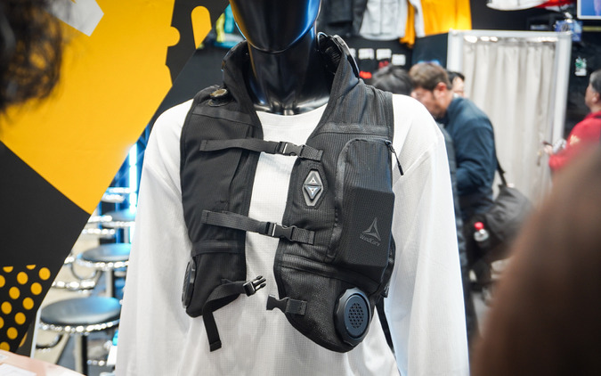 常識を打ち破るワークマン、進化した「冷暖房服」のコスパに注目！…東京モーターサイクルショー2026 画像