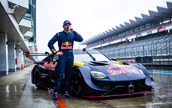 フェルスタッペンが雨の富士でGT500初挑戦！ 三宅淳詞のタイム破りニュル24時間へ 画像