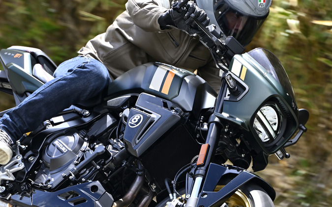 【スズキ GSX-8TT 試乗】デザインだけじゃない！クラッチもシフトも「男前」、乗ってわかるスズキの“筋の通し方”…伊丹孝裕 画像