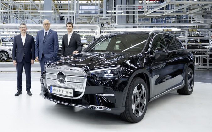 メルセデスベンツ『GLC』新型、独ブレーメン工場で量産開始…発売3か月の受注が電動車史上最多に 画像