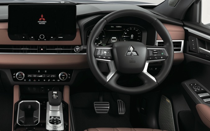 三菱『アウトランダーPHEV』1万3226台リコール…ナビがおかしい 画像