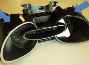 DURABIOが採用されたメーターカバー