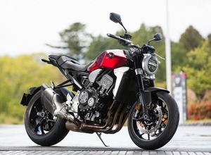 絶賛される「ホンダ CB1000R」だが、欠けているものとは何だろうか