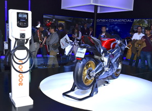 キムコ・スーパーNEX（東京モーターサイクルショー2019）