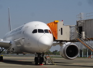 自動運転で航空機に装着