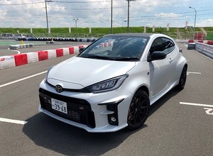 トヨタ GRヤリス RZハイパフォーマンス