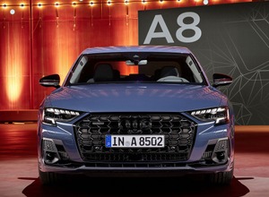 アウディ A8 改良新型