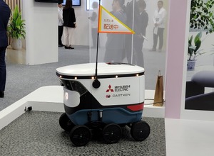 三菱電機が導入を進めるCartkenの自動配送ロボット