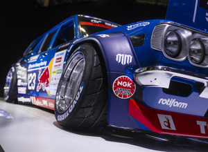 D1 グランプリ 61k9ElzH4sL._UF350,350_QL50_.jpg