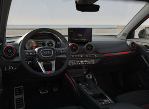 アウディ Q2 改良新型