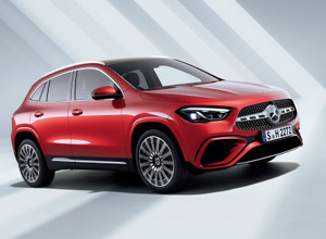 メルセデスベンツ GLA180