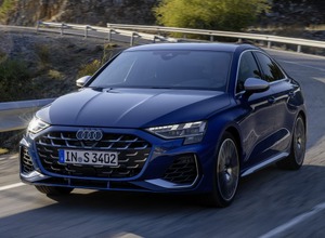 アウディ S3セダン 改良新型