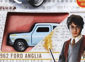 あの“ハリーの空飛ぶクルマが”マッチボックスに！ギミック満載の「ムービングパーツ」最新作に注目