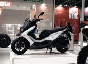 シェフラーとKymcoが共同開発した新型ハイブリッドスクーターコンセプト（EICMA2024）