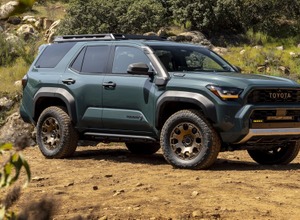 トヨタ 4ランナー 新型「トレイルハンター」