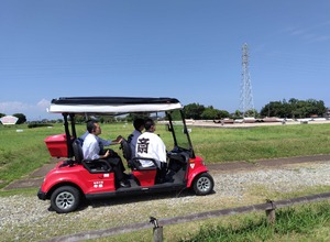 史跡斎宮跡を巡るグリーンスローモビリティ「牛車（もうぐる）」