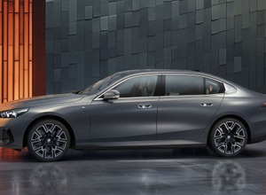 BMW『5シリーズ』のロングホイールベース仕様