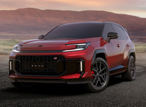 トヨタ RAV4 GRスポーツ