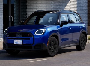 MINI『カントリーマン』の2026年モデル（米国仕様）